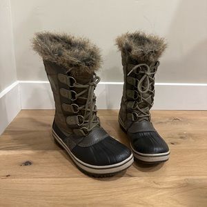 Sorel waterproof boots